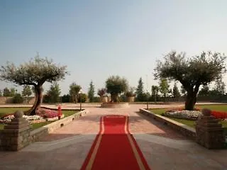 Grand Del Parco - Bergamo Airport סטצאנו
